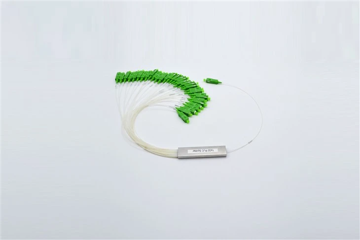 Splitter de fibre PLC 1X32, tub de oțel, fibră goală 250μm, SC APC, monomod